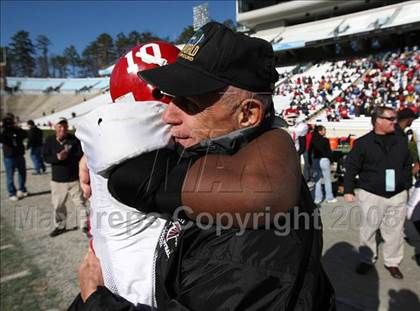 Thumbnail 1 in Byrd vs. Seventy-First (NCHSAA 4-A Football Final) photogallery.