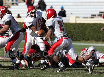 Thumbnail 3 in Byrd vs. Seventy-First (NCHSAA 4-A Football Final) photogallery.