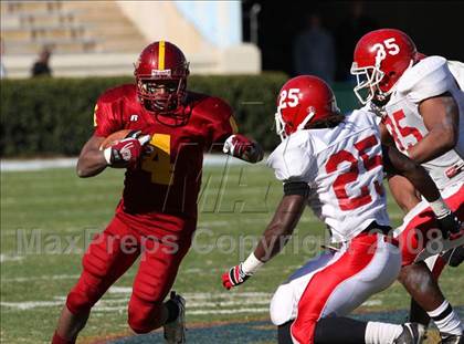 Thumbnail 3 in Byrd vs. Seventy-First (NCHSAA 4-A Football Final) photogallery.
