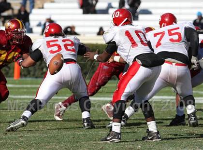 Thumbnail 2 in Byrd vs. Seventy-First (NCHSAA 4-A Football Final) photogallery.