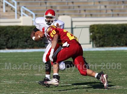 Thumbnail 1 in Byrd vs. Seventy-First (NCHSAA 4-A Football Final) photogallery.
