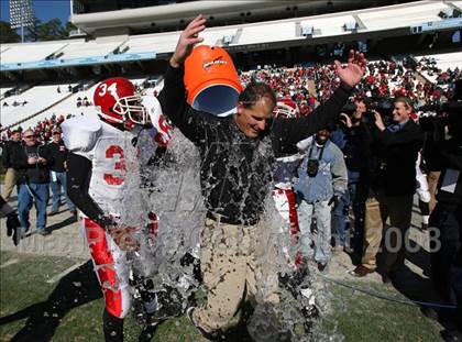 Thumbnail 2 in Byrd vs. Seventy-First (NCHSAA 4-A Football Final) photogallery.