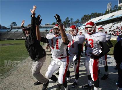 Thumbnail 2 in Byrd vs. Seventy-First (NCHSAA 4-A Football Final) photogallery.