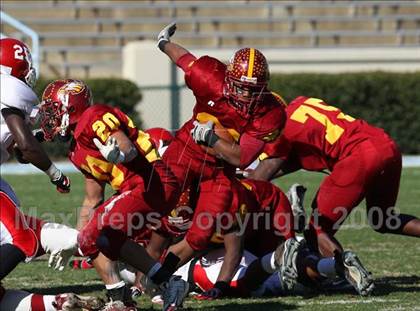 Thumbnail 2 in Byrd vs. Seventy-First (NCHSAA 4-A Football Final) photogallery.