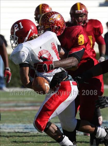 Thumbnail 1 in Byrd vs. Seventy-First (NCHSAA 4-A Football Final) photogallery.