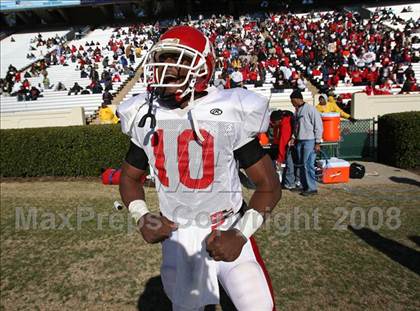 Thumbnail 3 in Byrd vs. Seventy-First (NCHSAA 4-A Football Final) photogallery.