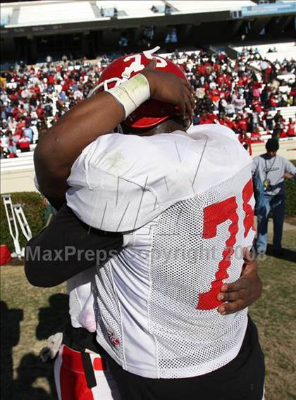 Thumbnail 2 in Byrd vs. Seventy-First (NCHSAA 4-A Football Final) photogallery.