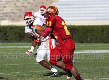 Thumbnail 3 in Byrd vs. Seventy-First (NCHSAA 4-A Football Final) photogallery.