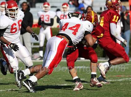 Thumbnail 2 in Byrd vs. Seventy-First (NCHSAA 4-A Football Final) photogallery.