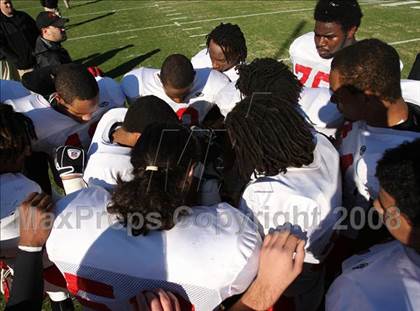 Thumbnail 1 in Byrd vs. Seventy-First (NCHSAA 4-A Football Final) photogallery.