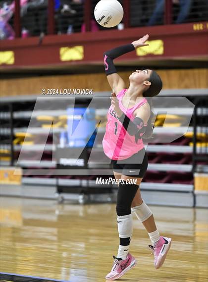 Thumbnail 3 in Legacy Academy vs. West Las Vegas photogallery.