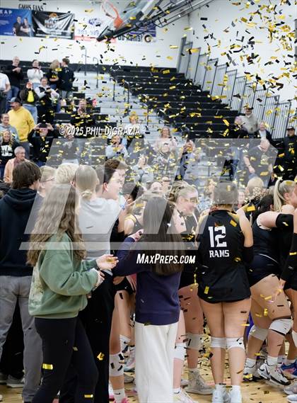 Thumbnail 1 in Longmont vs Green Mountain (CHSAA 4A Regional) photogallery.