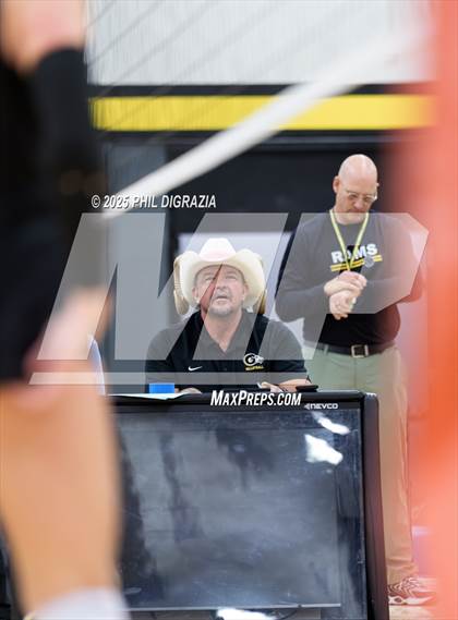 Thumbnail 2 in Longmont vs Green Mountain (CHSAA 4A Regional) photogallery.