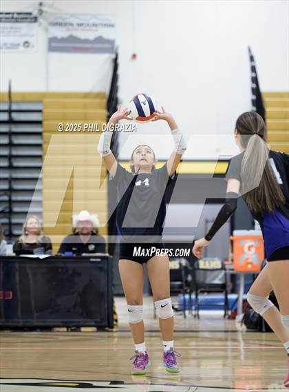 Thumbnail 1 in Longmont vs Green Mountain (CHSAA 4A Regional) photogallery.
