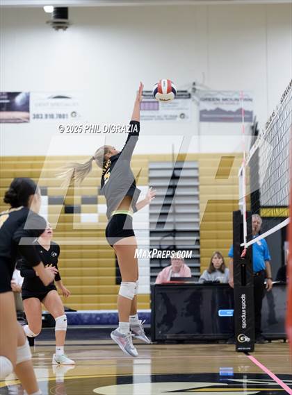 Thumbnail 1 in Longmont vs Green Mountain (CHSAA 4A Regional) photogallery.