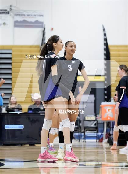 Thumbnail 3 in Longmont vs Green Mountain (CHSAA 4A Regional) photogallery.