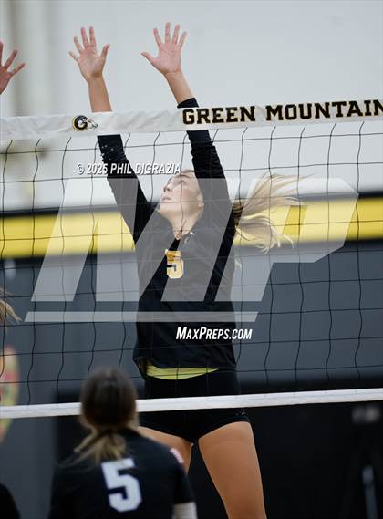 Thumbnail 1 in Longmont vs Green Mountain (CHSAA 4A Regional) photogallery.