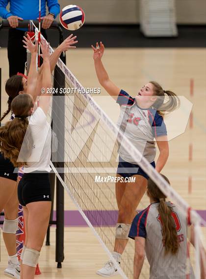 Thumbnail 2 in Brentwood Academy @ Father Ryan photogallery.
