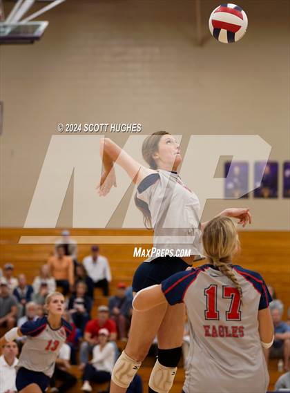 Thumbnail 2 in Brentwood Academy @ Father Ryan photogallery.