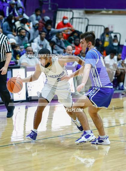 Thumbnail 1 in Quincy vs. MacArthur (Prairie Farms Holiday Classic) photogallery.