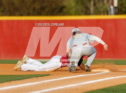 Thumbnail 2 in Kell @ Lassiter photogallery.