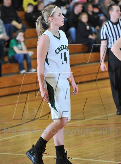 Thumbnail 3 in Owen-Withee vs Fall Creek (Cloverbelt Crossover)  photogallery.