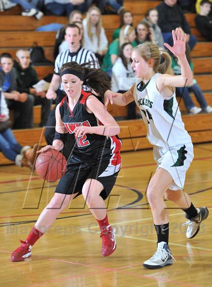 Thumbnail 2 in Owen-Withee vs Fall Creek (Cloverbelt Crossover)  photogallery.