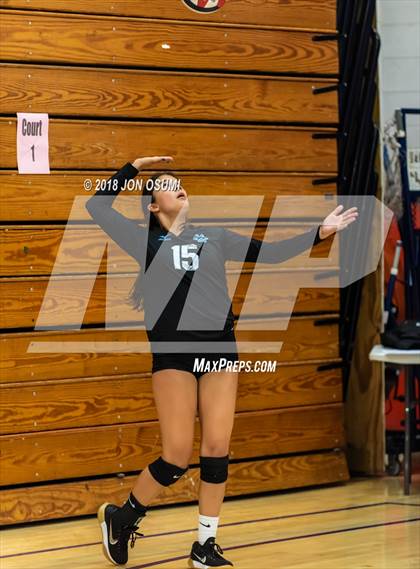 Thumbnail 2 in Buena vs La Reina (Westlake Tournament) photogallery.