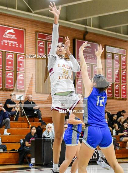 Thumbnail 3 in Liberty vs. Caruthers photogallery.