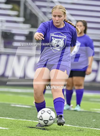 Thumbnail 1 in Muncie Burris @ Muncie Central  photogallery.