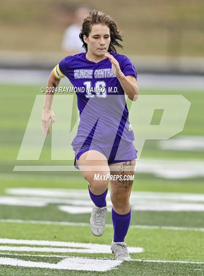 Thumbnail 2 in Muncie Burris @ Muncie Central  photogallery.