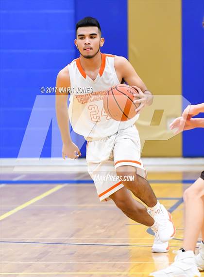 Thumbnail 2 in Browne vs. Thunderbird (Sunnyslope Hoopsgiving Tournament) photogallery.