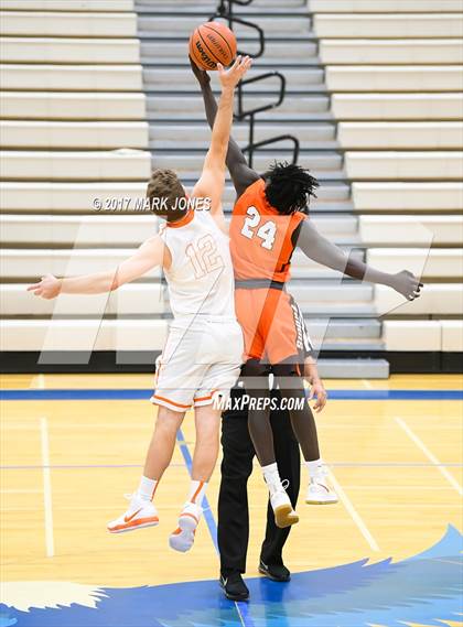 Thumbnail 2 in Browne vs. Thunderbird (Sunnyslope Hoopsgiving Tournament) photogallery.