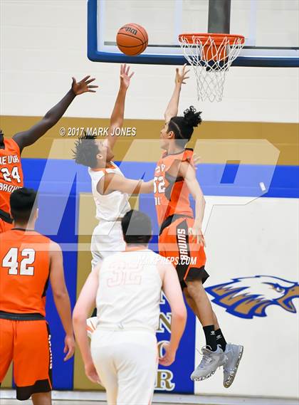 Thumbnail 2 in Browne vs. Thunderbird (Sunnyslope Hoopsgiving Tournament) photogallery.
