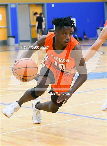 Thumbnail 1 in Browne vs. Thunderbird (Sunnyslope Hoopsgiving Tournament) photogallery.