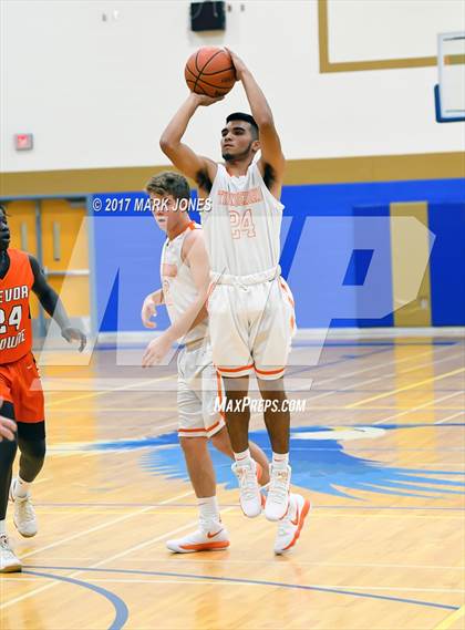 Thumbnail 1 in Browne vs. Thunderbird (Sunnyslope Hoopsgiving Tournament) photogallery.