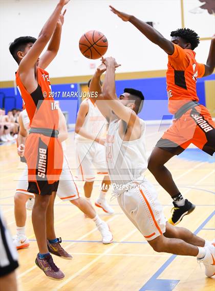 Thumbnail 1 in Browne vs. Thunderbird (Sunnyslope Hoopsgiving Tournament) photogallery.