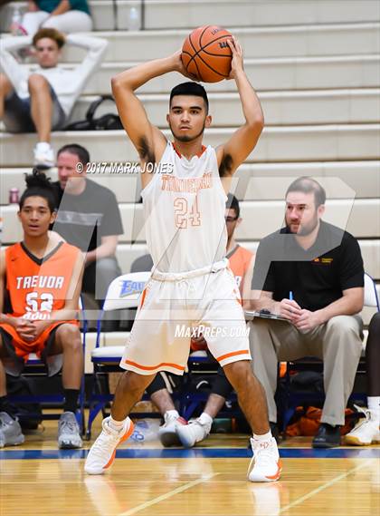 Thumbnail 1 in Browne vs. Thunderbird (Sunnyslope Hoopsgiving Tournament) photogallery.