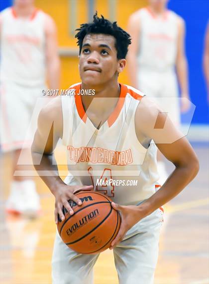 Thumbnail 3 in Browne vs. Thunderbird (Sunnyslope Hoopsgiving Tournament) photogallery.