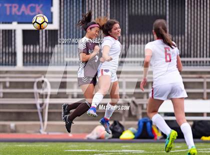 Thumbnail 2 in St. Ignatius vs Saint Francis photogallery.
