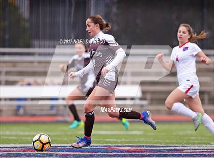 Thumbnail 3 in St. Ignatius vs Saint Francis photogallery.