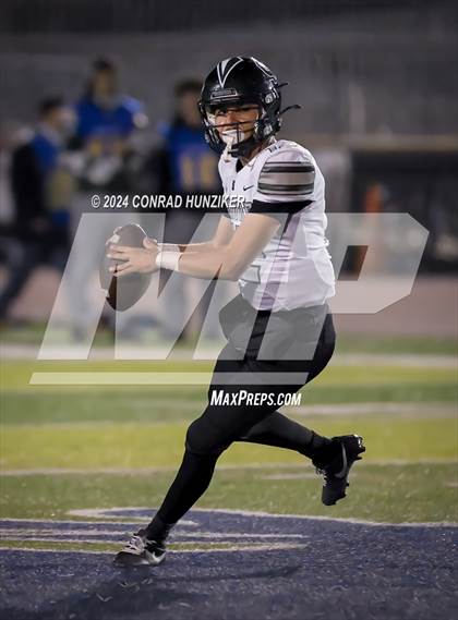 Thumbnail 2 in Schurr @ Muir (CIF-SS Division 6 Round 1) photogallery.
