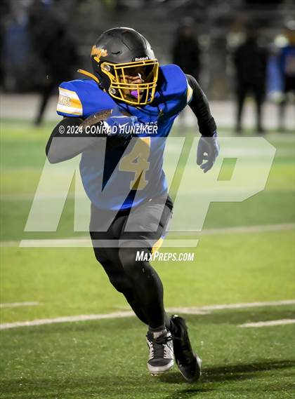 Thumbnail 3 in Schurr @ Muir (CIF-SS Division 6 Round 1) photogallery.