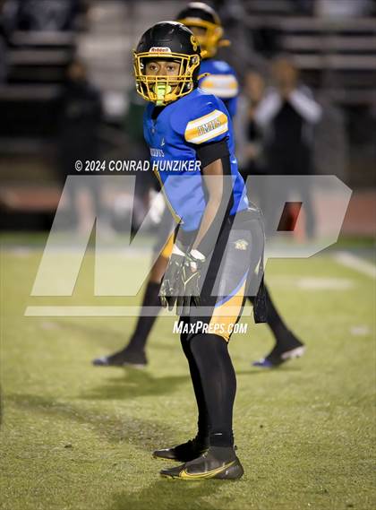 Thumbnail 3 in Schurr @ Muir (CIF-SS Division 6 Round 1) photogallery.