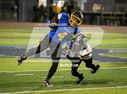 Thumbnail 3 in Schurr @ Muir (CIF-SS Division 6 Round 1) photogallery.