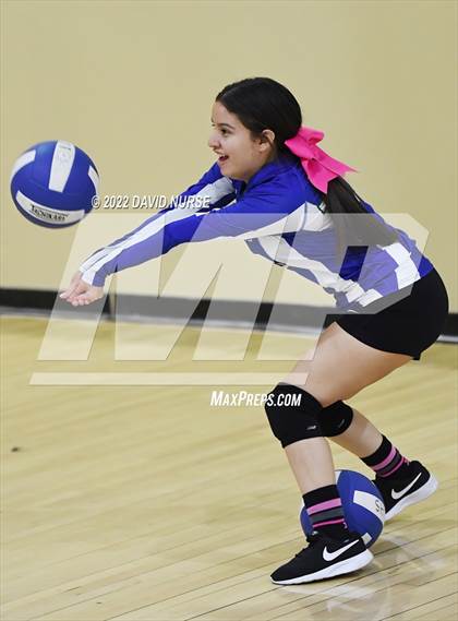 Thumbnail 1 in Lancaster @ Littlerock photogallery.