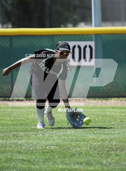 Thumbnail 1 in Knight @ Palmdale photogallery.