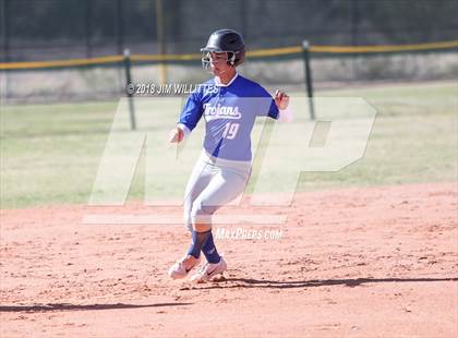 Thumbnail 2 in Valley Christian vs. Pima photogallery.