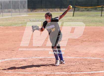 Thumbnail 3 in Valley Christian vs. Pima photogallery.