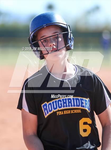 Thumbnail 3 in Valley Christian vs. Pima photogallery.